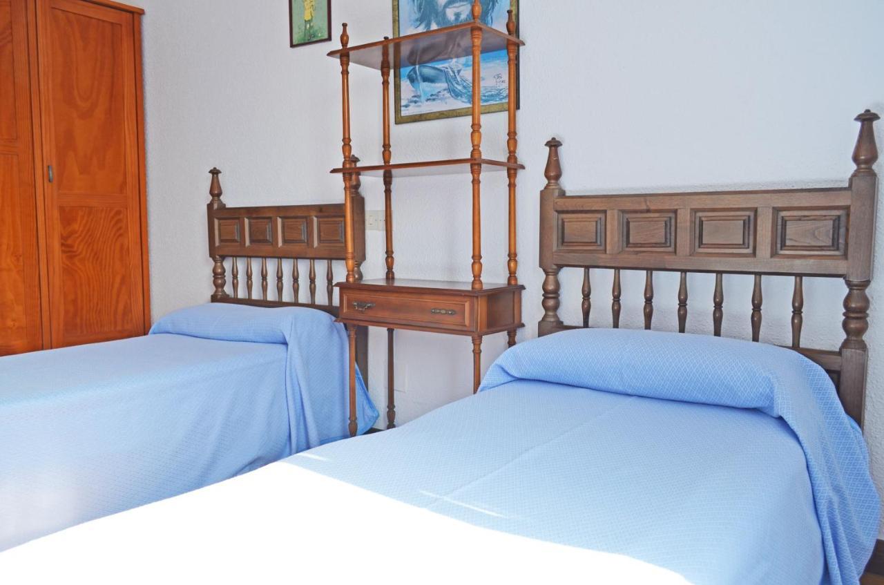 Apartamento El Corro: Con Parking En Pleno Centro De קומיאס מראה חיצוני תמונה