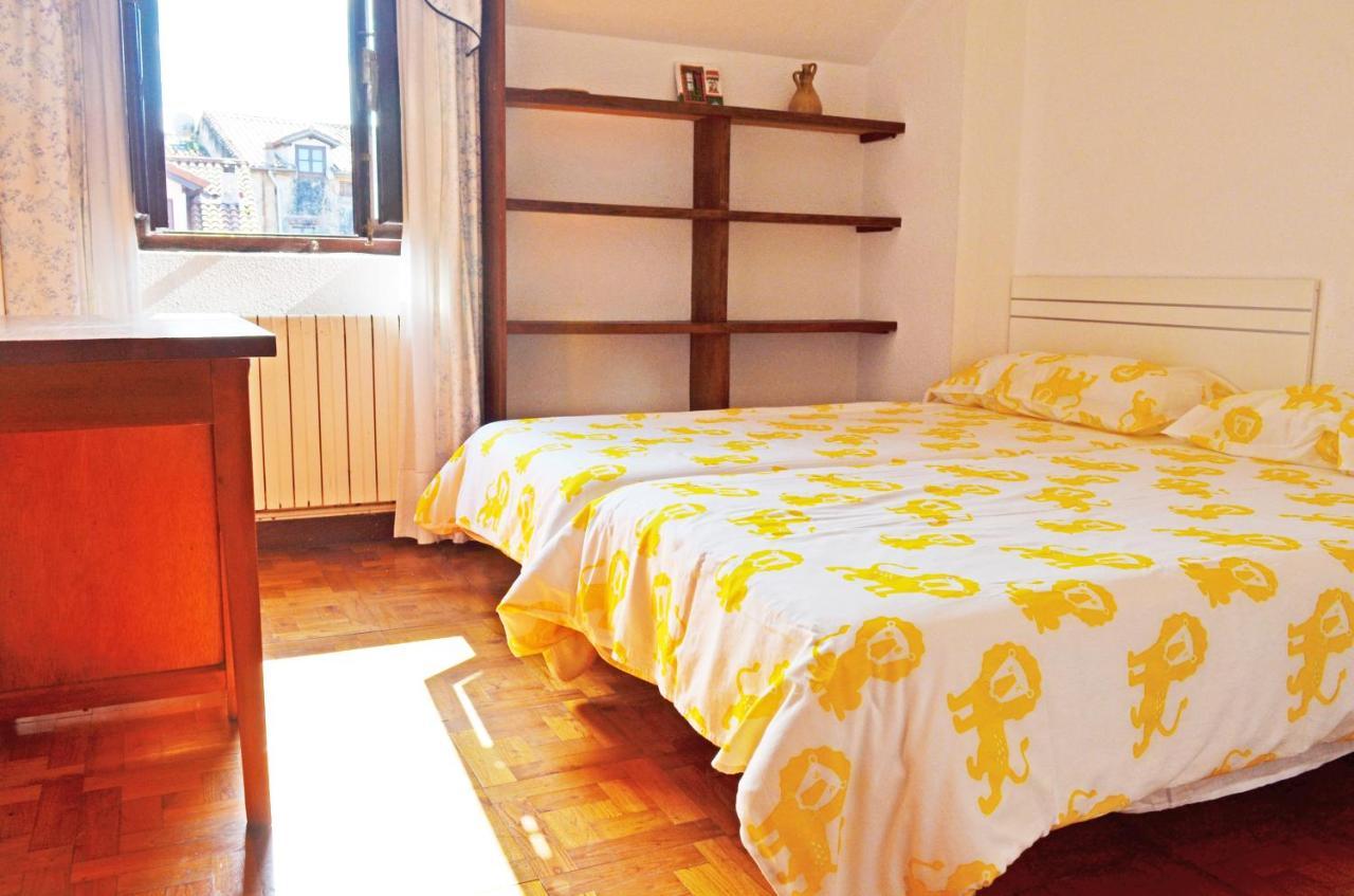 Apartamento El Corro: Con Parking En Pleno Centro De קומיאס מראה חיצוני תמונה