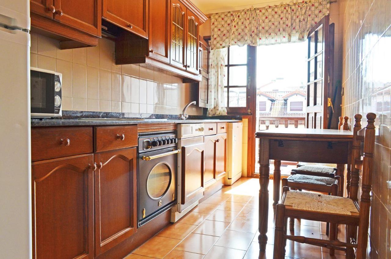 Apartamento El Corro: Con Parking En Pleno Centro De קומיאס מראה חיצוני תמונה